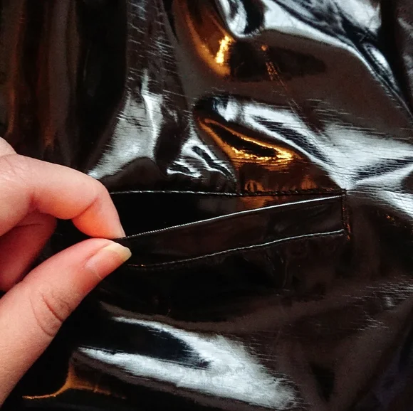 UNIF Cropped Vinyl Jacket - Picture 6 of 7